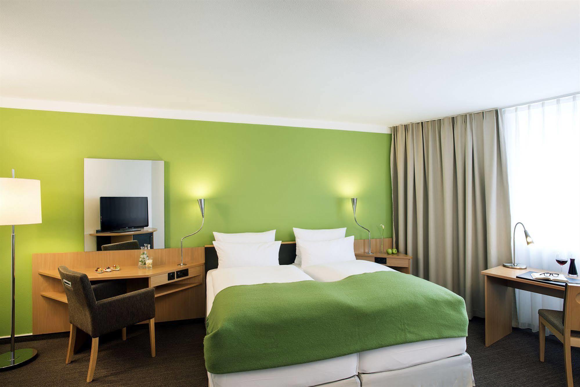 Nh Muenchen Messe Hotel Luaran gambar